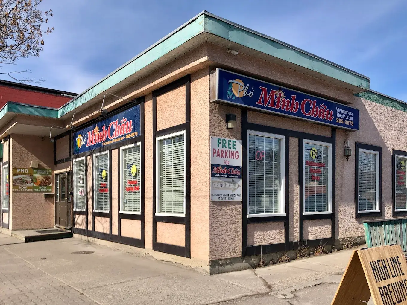 Contact Minh Chau Vietnamese Restaurant in Inglewood Calgary, AB