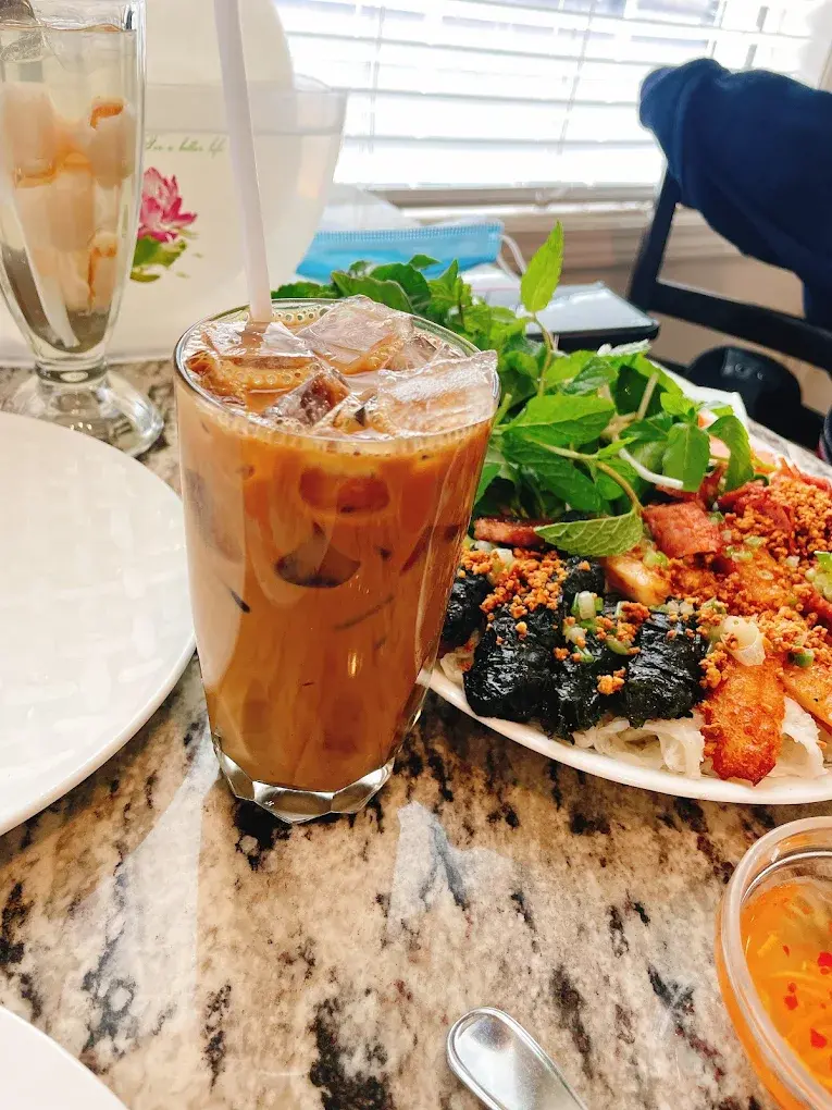 Authentic Vietnamese restaurant in Calgary, AB