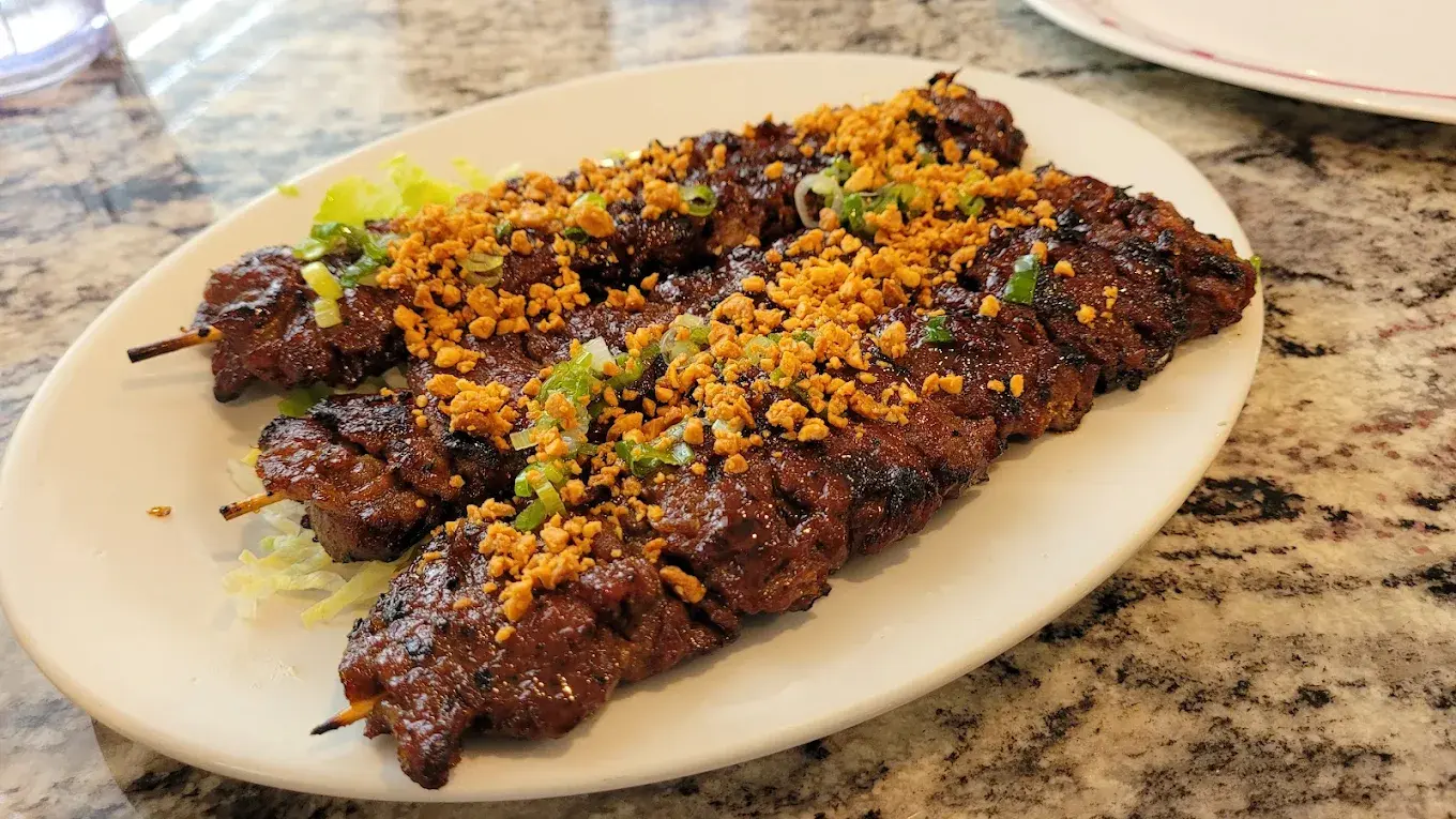 Minh Chau Restaurant signature Vietnamese dishes - Pho and Bun Bo Hue in Calgary